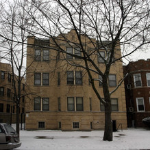 6217-6219 N Artesian Ave in Chicago, IL - Building Photo - Building Photo