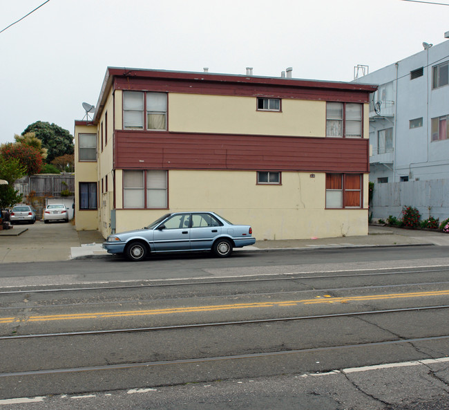 3114 Taraval St in San Francisco, CA - Building Photo - Building Photo