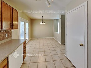 8719 W Bobby Lopez Dr in Tolleson, AZ - Building Photo - Building Photo