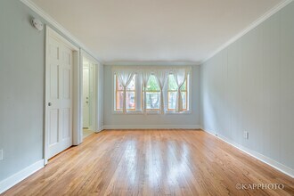 3108 N St Louis Ave in Chicago, IL - Building Photo - Building Photo