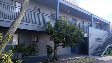 Milano in St. Petersburg, FL - Building Photo - Building Photo