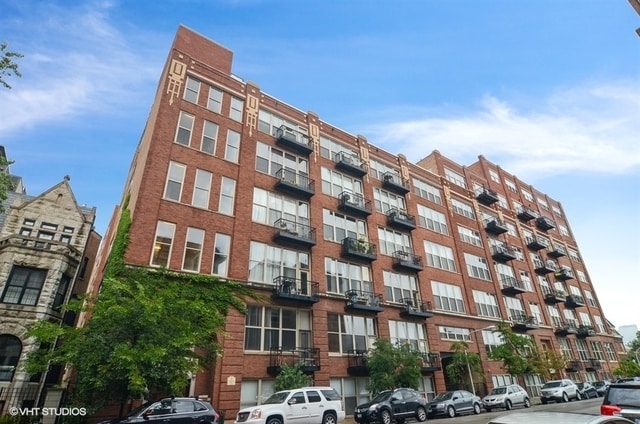 property at 1500 W Monroe St