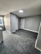 980 Pembroke St, Unit 1L in Bridgeport, CT - Building Photo - Building Photo