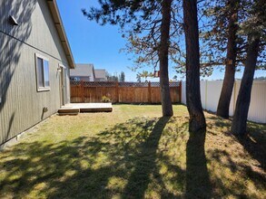 51269 Riley Ln in La Pine, OR - Building Photo - Building Photo