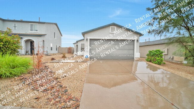property at 1112 W Vuelta Las Verdolagas