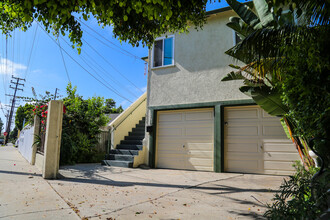 1134 Marco Pl in Venice, CA - Building Photo - Building Photo