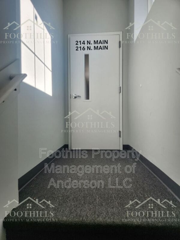 210-216 N Main St in Anderson, SC - Building Photo - Building Photo