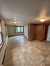37 Richmondville Ave in Westport, CT - Building Photo - Building Photo