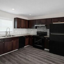 16 Wadley St NW in Atlanta, GA - Building Photo - Building Photo