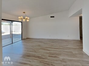 370 S Pemberton Ave in Tucson, AZ - Foto de edificio - Building Photo