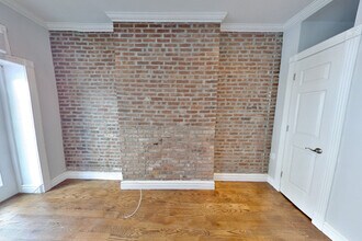 53 Leroy St in New York, NY - Building Photo - Building Photo