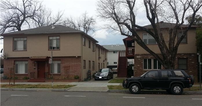 2126 28th St in Sacramento, CA - Foto de edificio