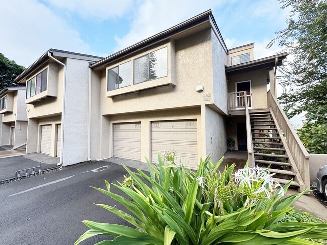 property at 46-036 Aliikane Pl