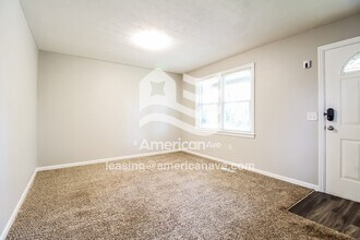 14 Crofton Dr in Greenville, SC - Building Photo - Building Photo