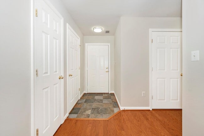 2501 Hemingway Dr in Frederick, MD - Building Photo - Building Photo