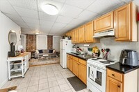 19 Harris St, Unit 1 in Cambridge, MA - Building Photo - Building Photo