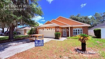 10725 Brice Ct in Orlando, FL - Building Photo