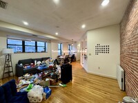 71 Gainsborough St, Unit 302W in Boston, MA - Building Photo - Building Photo