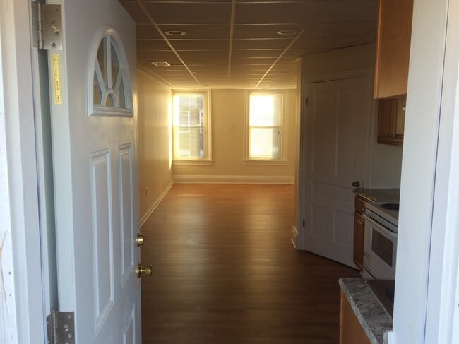 4512 Liberty Ave, Unit 3