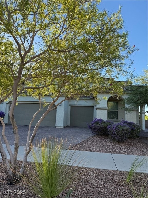property at 1147 N Water St