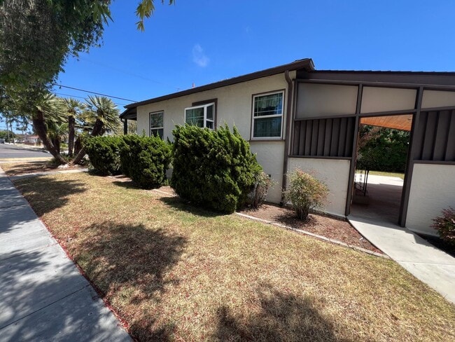 654 5th Ave in Chula Vista, CA - Building Photo - Building Photo