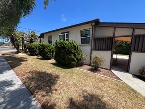 654 5th Ave in Chula Vista, CA - Building Photo - Building Photo