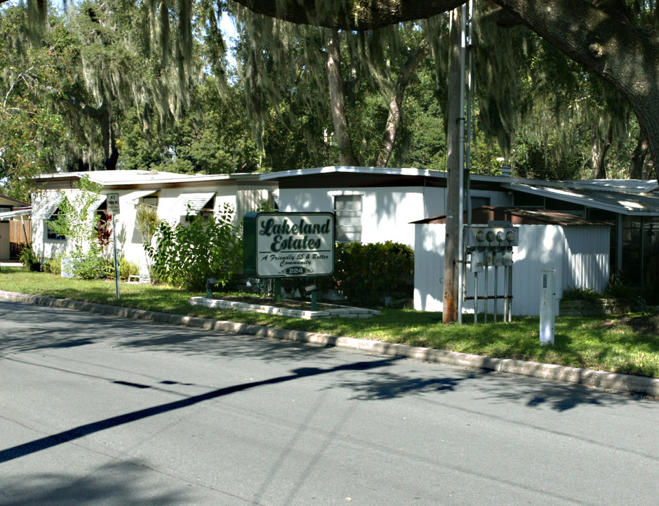 224 Tyler Ave in Lakeland, FL - Foto de edificio