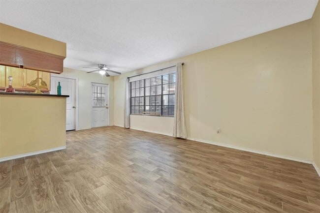 2750 Holly Hall St photo'