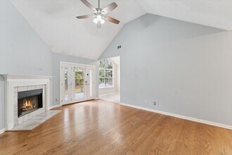 10 Ryan Dr in Richmond Hill, GA - Building Photo - Building Photo