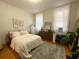 407 4th St in Hoboken, NJ - Building Photo