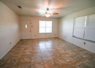 5321 FM 51 in Decatur, TX - Building Photo - Building Photo