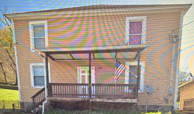 property at 2021 Listravia Ave