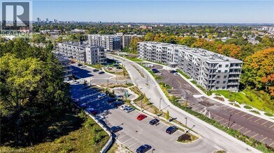1101 Lackner Pl in Kitchener, ON - Building Photo - Building Photo