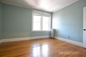 1754 Commonwealth Ave, Unit 4 in Boston, MA - Building Photo - Building Photo