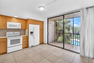 8540 SW 133rd Avenue Rd, Unit 312 in Miami, FL - Building Photo - Building Photo