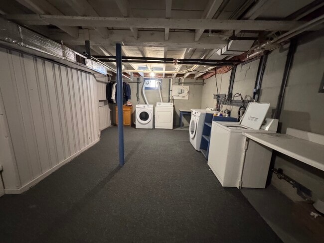 14 Leonard St, Unit 1