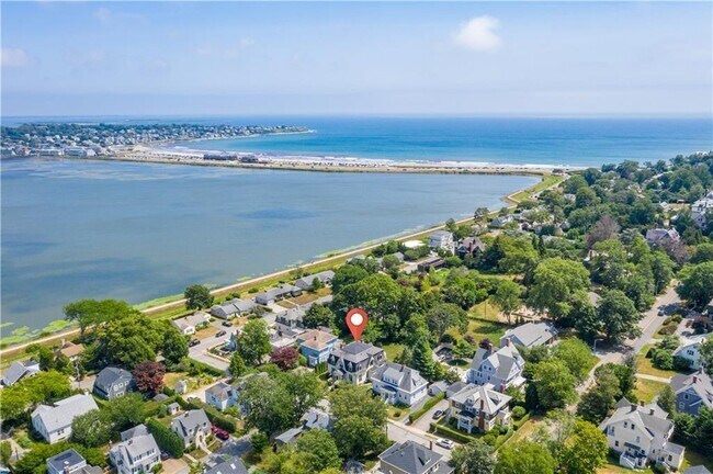 29 Champlin St in Newport, RI - Foto de edificio - Building Photo