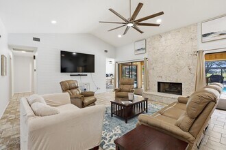 3 Old Fence Rd in Palm Beach Gardens, FL - Building Photo - Building Photo