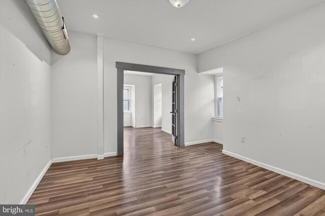 129 W Susquehanna Ave in Philadelphia, PA - Building Photo - Building Photo