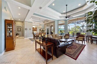 8902 Shenendoah Cir in Naples, FL - Building Photo - Building Photo