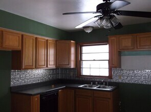 4142 N 68th St in Milwaukee, WI - Building Photo - Building Photo