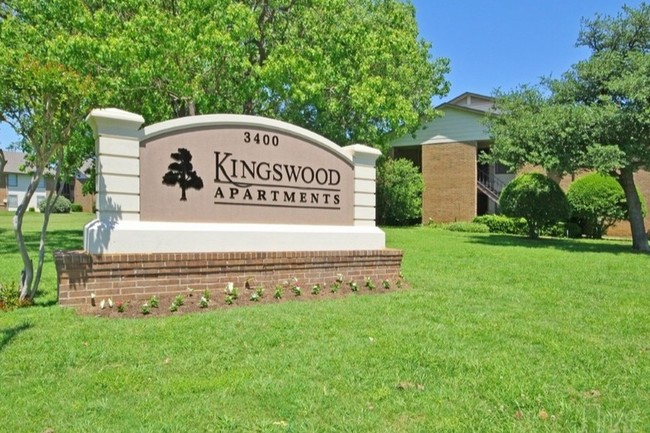 Kingswood Apartments in Denton, TX - Building Photo - Building Photo