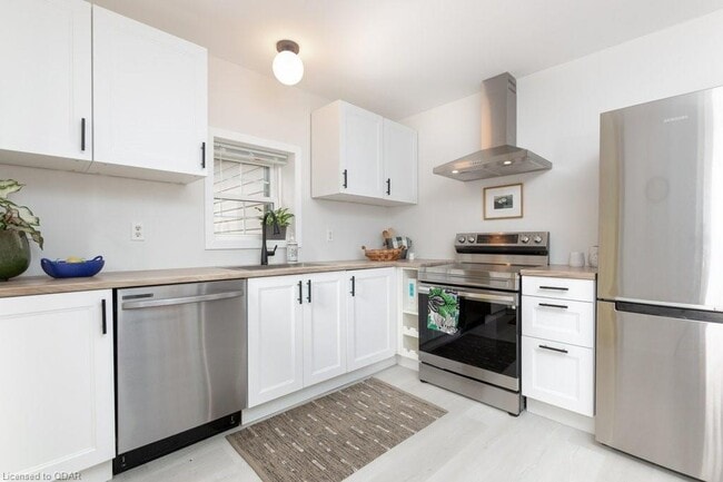 Alexander Street - 1 Bed in Belleville, ON - Building Photo - Building Photo