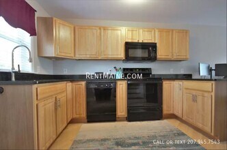 20 River Village Dr in Milford, ME - Building Photo - Building Photo