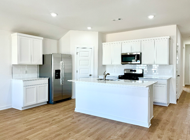 property at 2579 N Snowball Dr