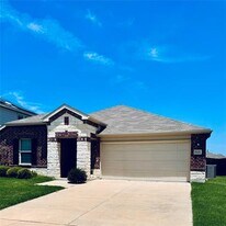 1709 Trace Dr in Aubrey, TX - Building Photo