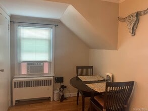 41 Norfolk Rd in Island Park, NY - Building Photo - Building Photo