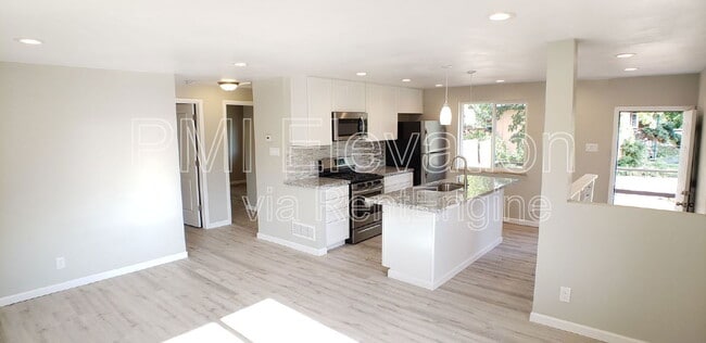 6192 W Bayaud Ave in Lakewood, CO - Building Photo - Building Photo