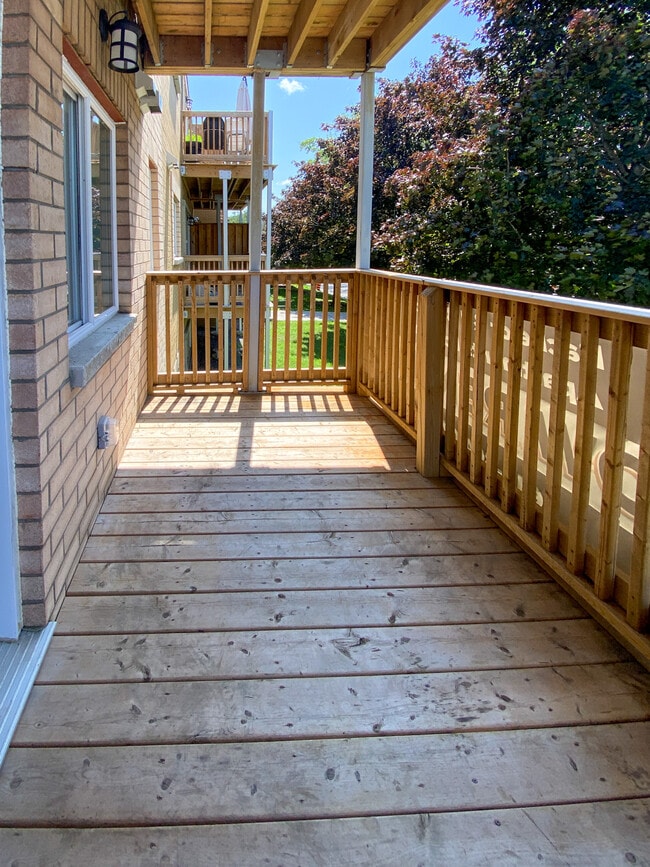 625 Borthwick Ave in Ottawa, ON - Building Photo - Building Photo