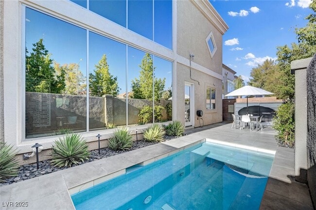 5096 Thunder River Cir in Las Vegas, NV - Building Photo - Building Photo